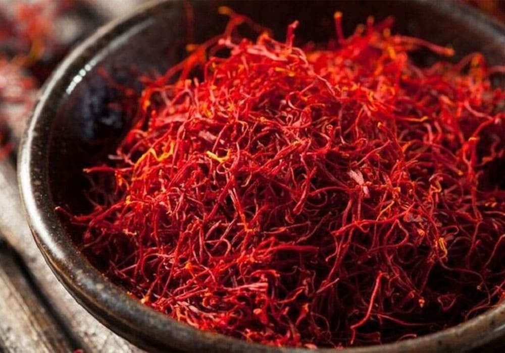 التمييز بين الزعفران الأصلي والمزيف
