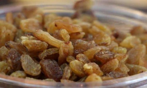 golden raisins