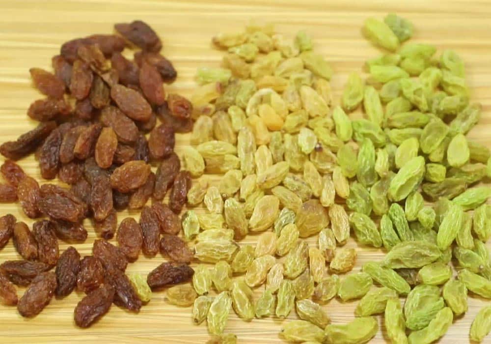 مزایای استفاده روزانه از کشمش سبز در رژیم غذایی