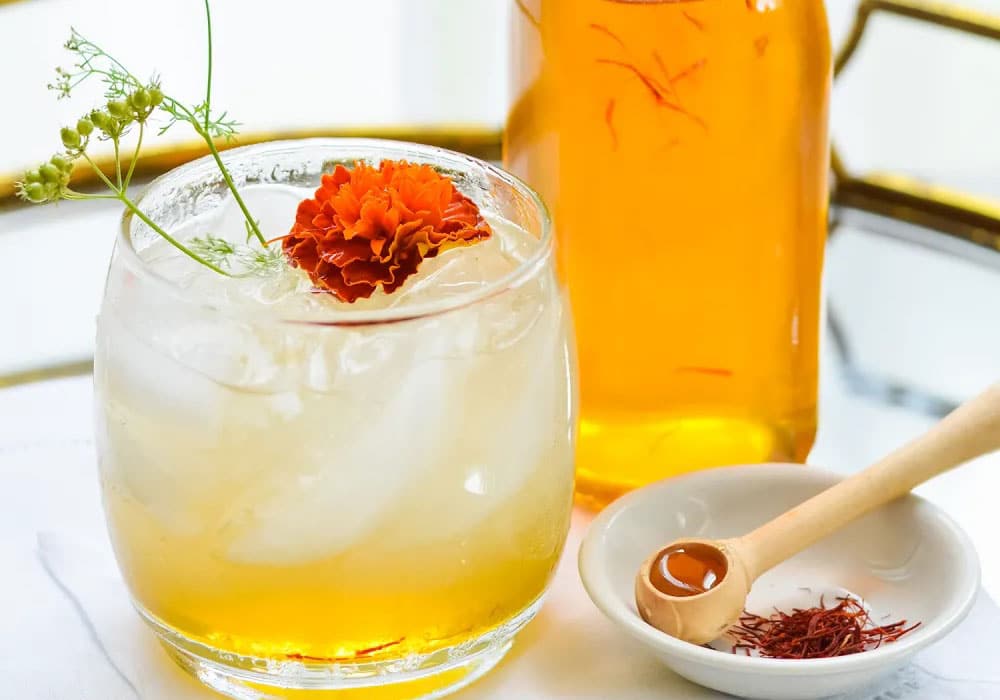 warm-saffron-drinks