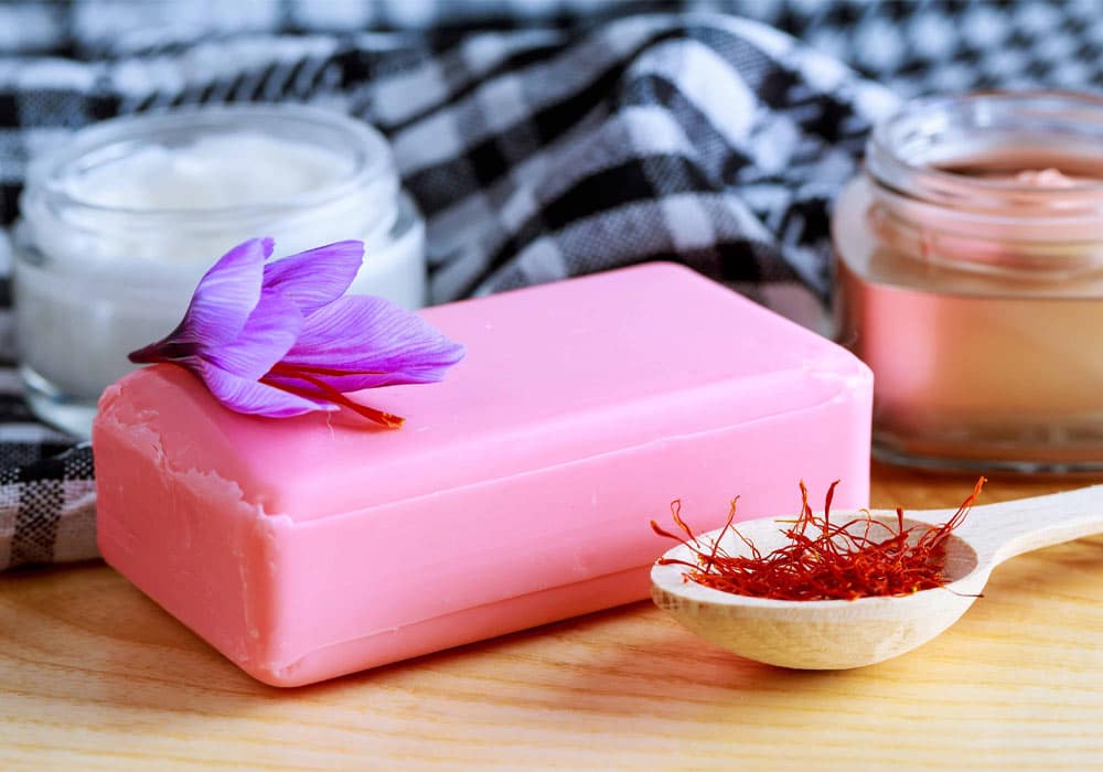 Saffron in the cosmetic industry