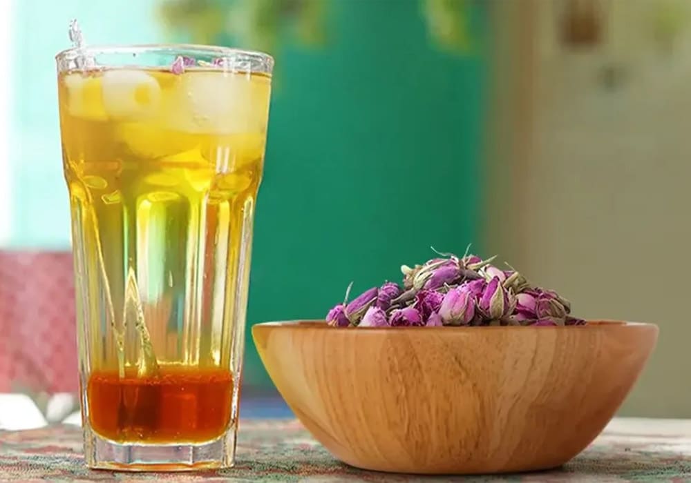 Saffron syrup; a luxurious drink for special parties