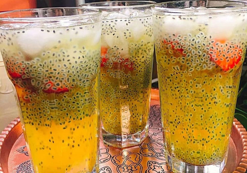 Saffron syrup; a luxurious drink for special parties