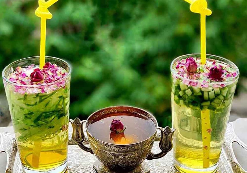 Saffron syrup; a luxurious drink for special parties