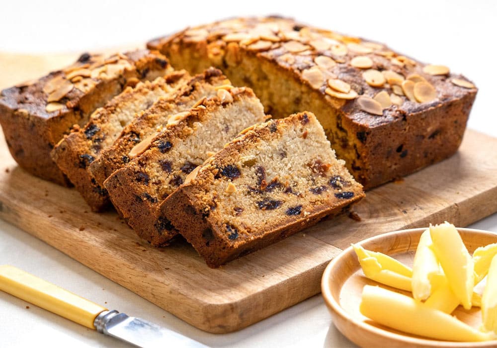 Using Raisins in Homemade Bread and Pastries