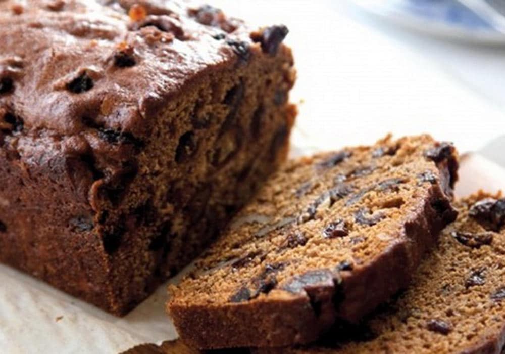 Using Raisins in Homemade Bread and Pastries